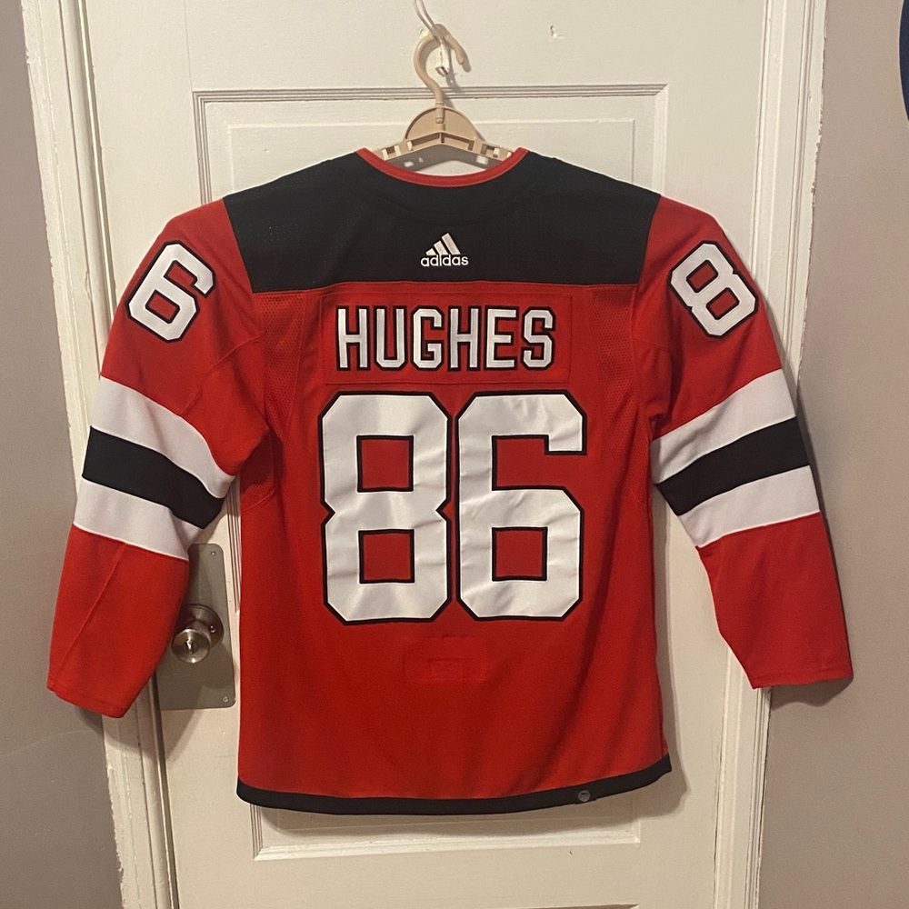 Jack Hughes NJ Devils Jersey - Picture 7 of 12